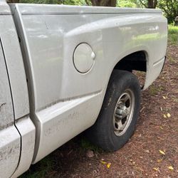 2007 Dodge Dakota Bed. Good Condition. Sale Parts 