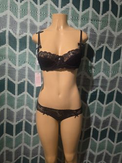 New Black Set Lingerie Size Small Stretch
