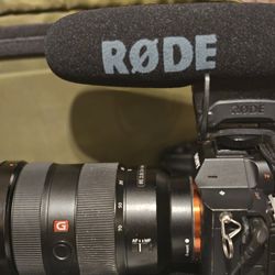 Sony A7R V Camera With A GM 24-70MM LENS AND RODE MIC