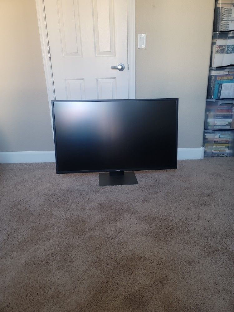 Dell 42" Multi Head Monitor