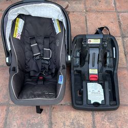 Used Not Expired No Accidents Graco Snugride Snuglock 35 Car Seat