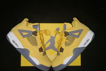Air Jordan Retro Lightning 4s