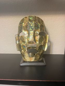 Abalone shell & onyx mask decor