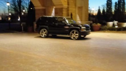 02 tahoe on 26 fresh black pearl paint