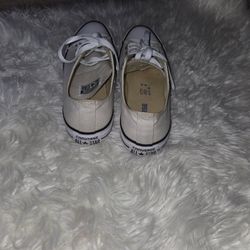 Woman’s Converse