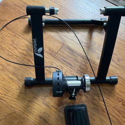 Veltuno Bicycle Trainer
