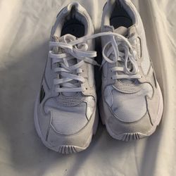 Adidas Women Shoes Size 8/ Half Good Conditions Needs Little Cleaning Under $20