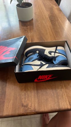 Air Jordan 1 Retro High OG “Obsidian” US men’s size 8.