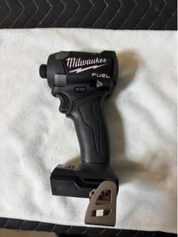 Milwaukee M18 FUEL 18V Lithium-Ion Brushless Cordless 1/4 in. Hex Impact Driver (Tool-Only)