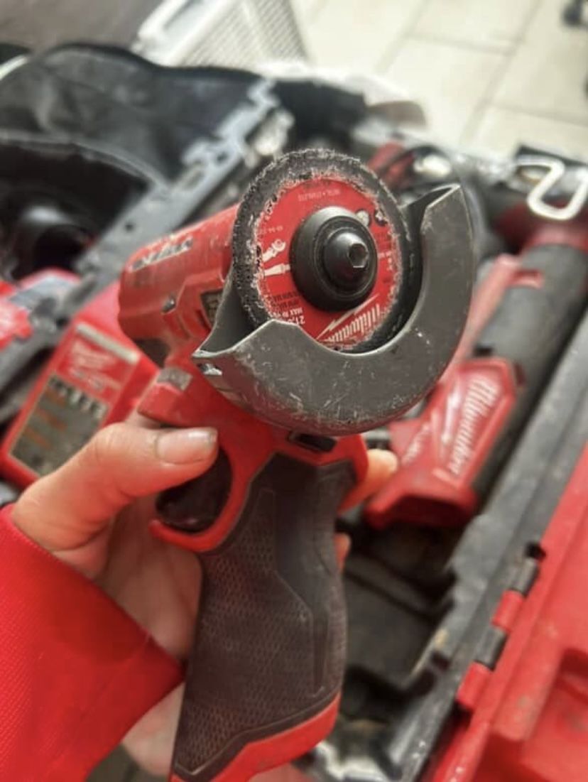 Milwaukee Fuel Drill