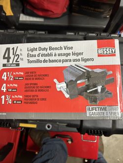 Bench vise light duty 4 1/2 in Bessey 
