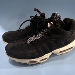 Nike Air Max 95 Men's Size 11 CV6899-001 Black/Electric Green