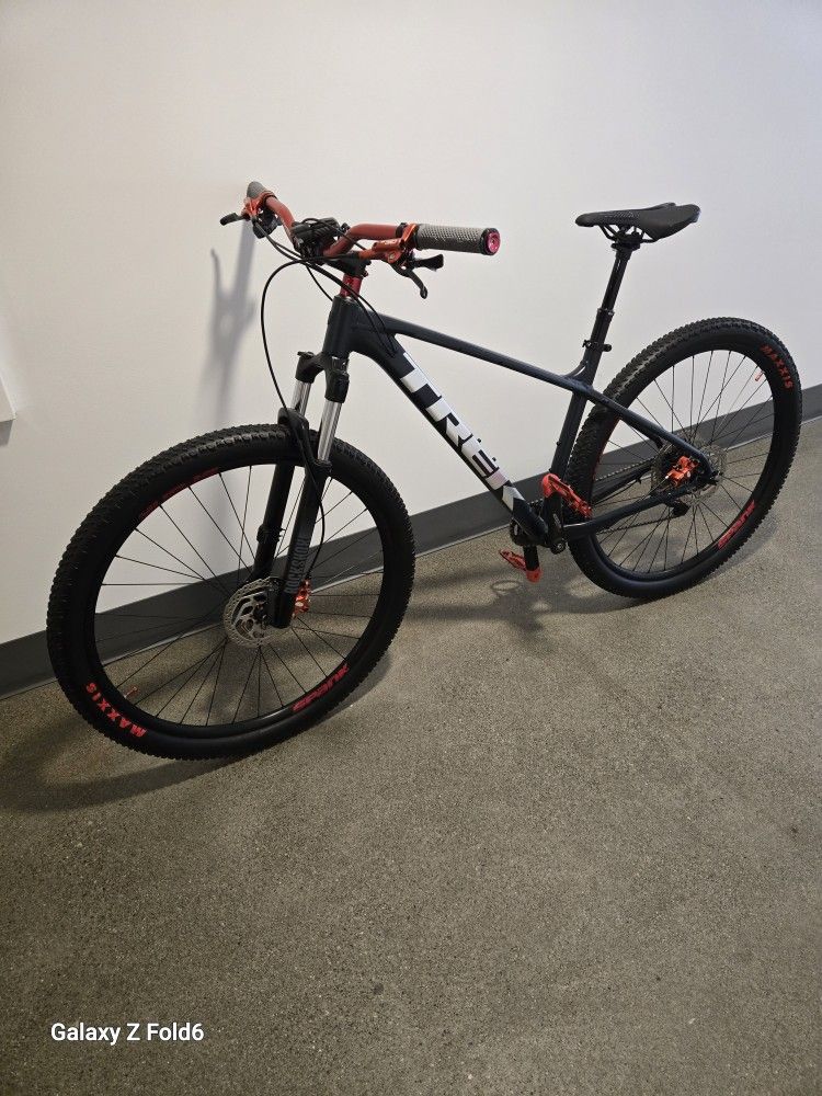 Trek Marlin 7 Gen 3 In Perfect Condition. Size Medium