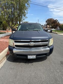Chevy Silverado V8 truck