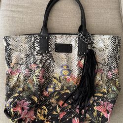 Expressions NYC Large Tote Bag