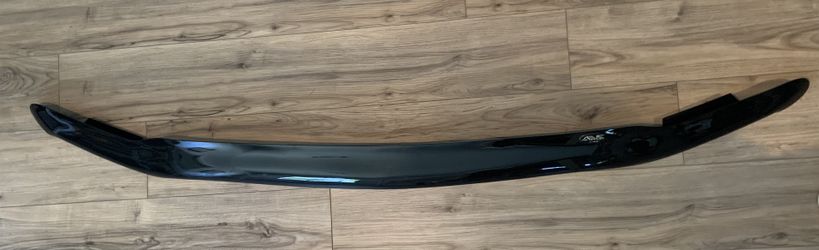 AVS Bug Shield / Hood Protector – Fits 2014–2018 Chevy Silverado