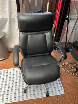Serta iComfort Office Chair  — Comfortable Padded Executive Desk Chair