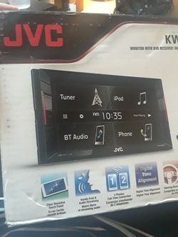 JVC car monitor with DVD receiver