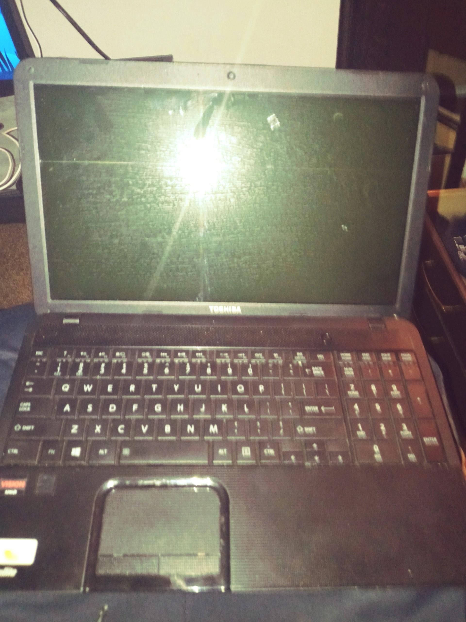 Toshiba laptop w charger