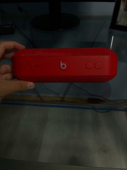 Beats Pill + (Product Red)