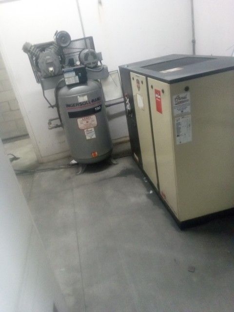 Industrial Compressor W Air Filter System
