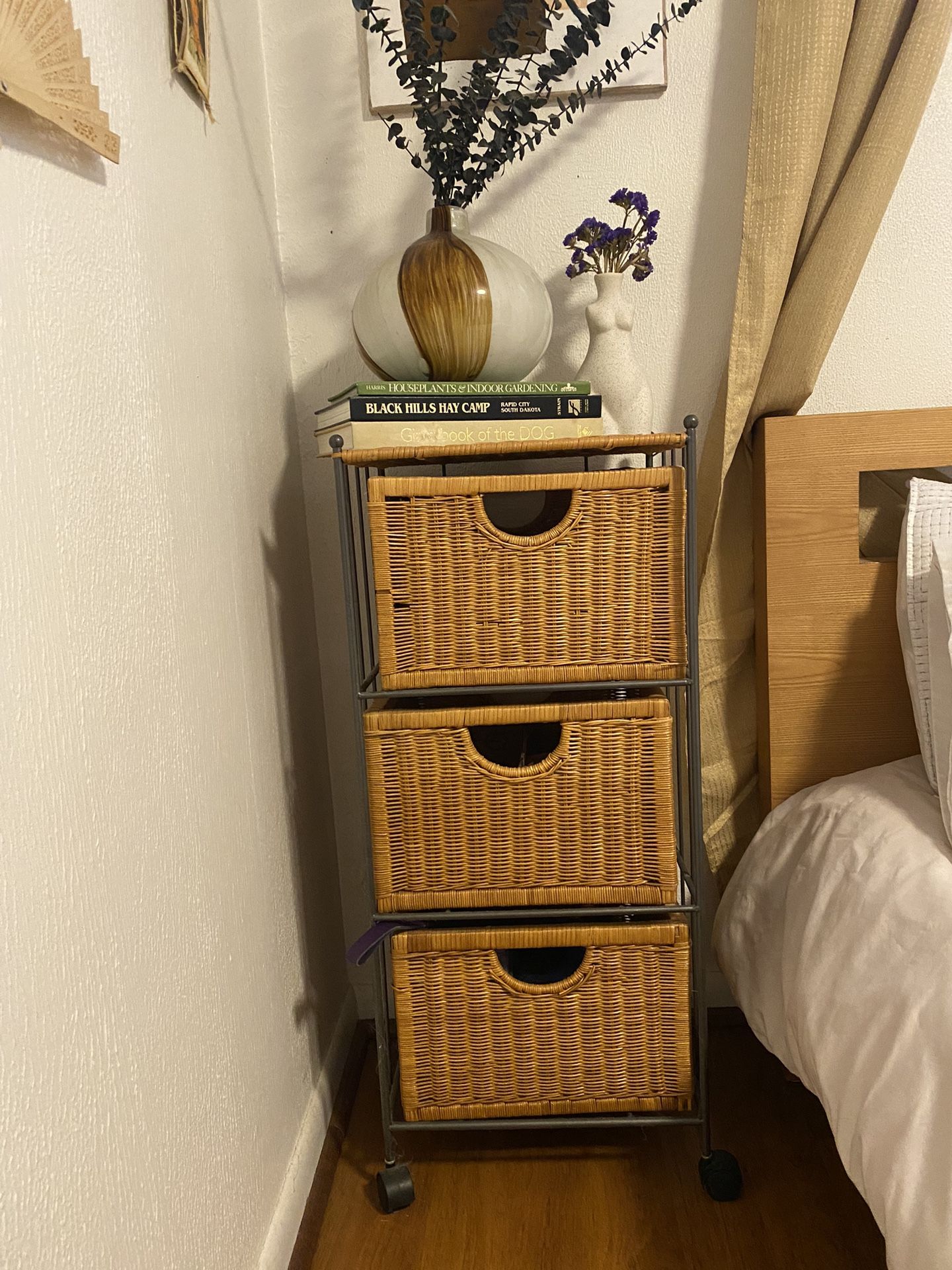 Wicker/rattan Drawers/nightstand/ Storage 