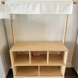 Milton & Goose Market Stand