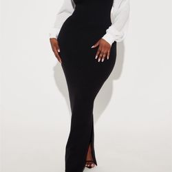 Black and white long sleeve dress