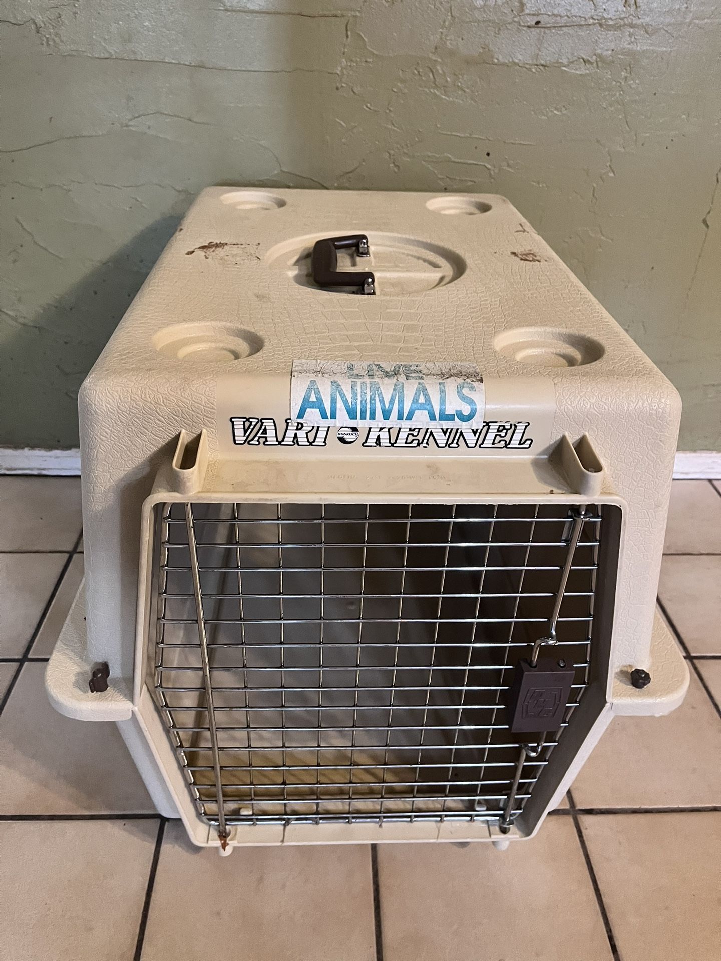 Petmate Vari Dog Kennel - Portable Dog Carrier & Crate for Small Dogs