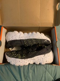 Nike Space Hippie 04
