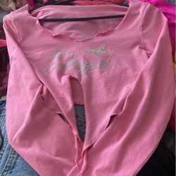 pink shirt