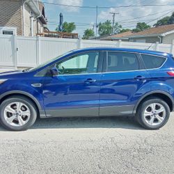 FORD 2014 ESCAPE 4 CYLINDER ECOBOOST RUNS AND DRIVES AWESOME ALWAYS MAINTAINED EVERYTHING WORKS NO CHECK ENGINE LIGHT ON DASHBOARD 