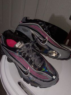Airmax Girl shoes size 9