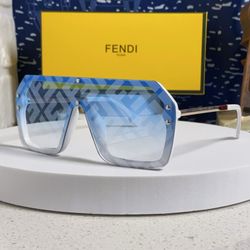 Oversized integrated sunglasses