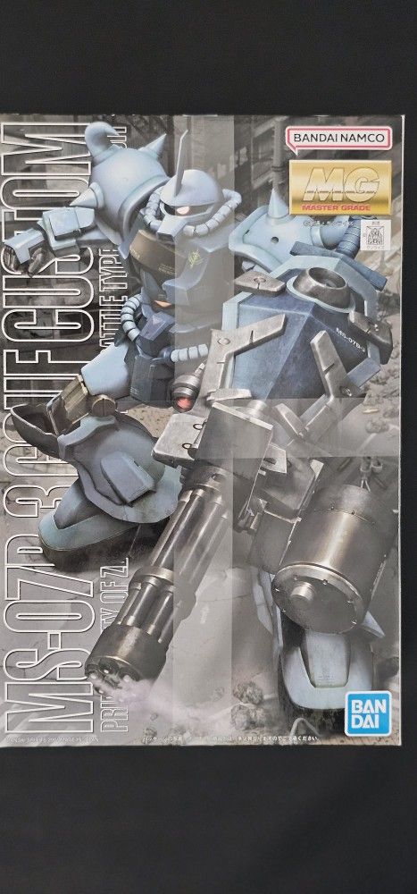 NIB Bandai Gundam MG 1/100 MS-07B-3 Gouf Custom