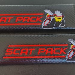 2 Carbon Fiber Scat pack Bee 🐝 Seat Belt Pads Covers. SHIPPING AVAILABLE 