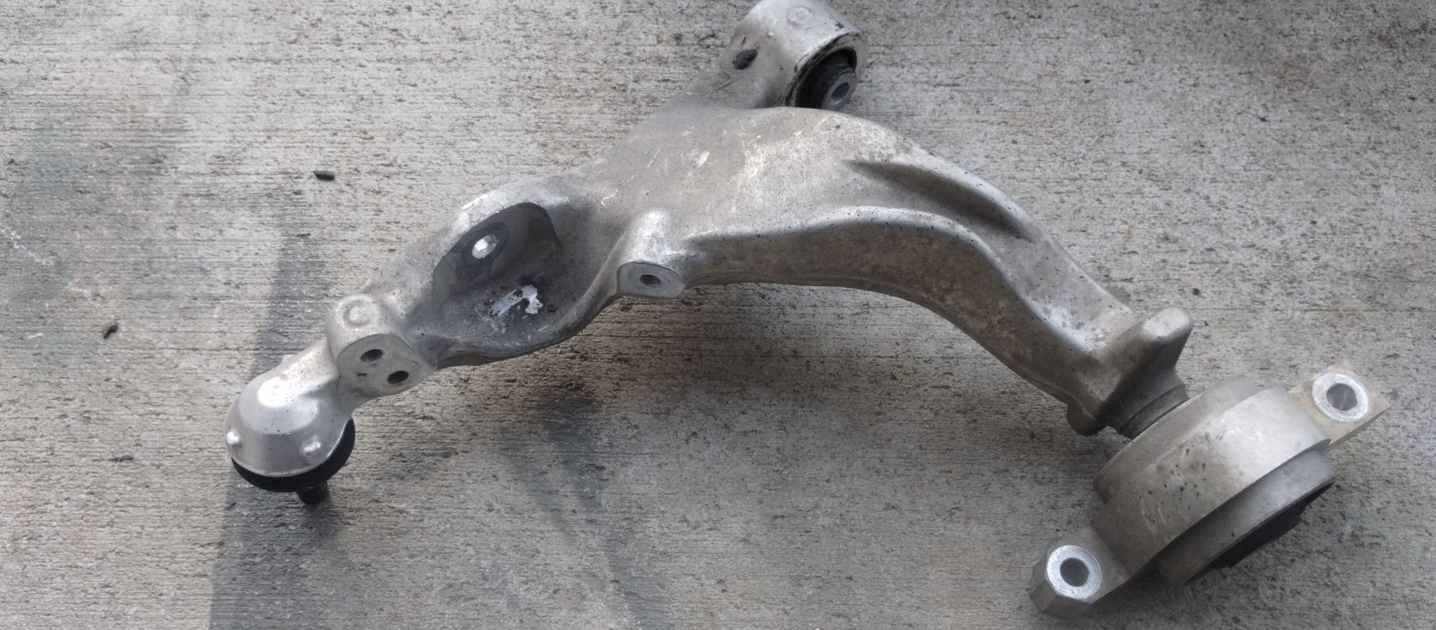 Lower Control Arm For Infiniti Q50 For RWD Left/Driver