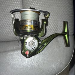 Favorite RUH2000 Rush Spinning Reel 11 + 1 BB 5.2:1 Gear Ratio Sz 2000