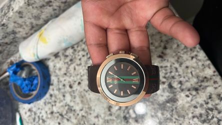 Gucci watch (NOT WORKING)