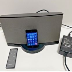 Bose SoundDock Series II Digital Music Speaker System With Remote And iPod 4 Gen