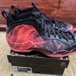 Nike Foamposite Stranger Things 10.5