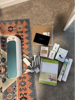 Cricut Maker + Accesories