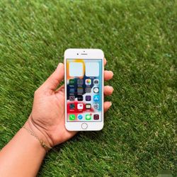iPhone  6S Unlocked With Warranty 