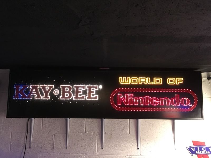 SUPER RARE ANIMATED FIBEROPTIC KAY-BEE TOYS/WORLD OF NINTENDO SIGN! MODEL M36C! KB TOYS, NES VIDEO GAMES! COLLECTIBLE! TOYS R US/KIDDIE CITY RIVAL!