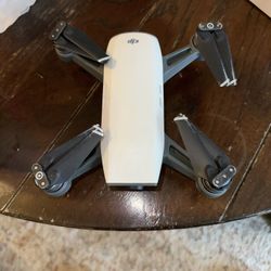 DGI SPARK DRONE 