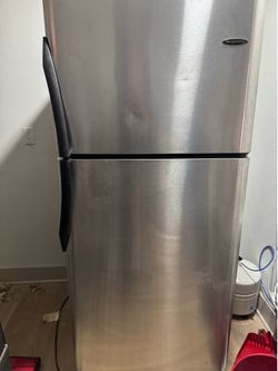 Full size fridge Frigidaire refrigerator stainless