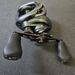 Shimano Curado 150HGM Casting Reel