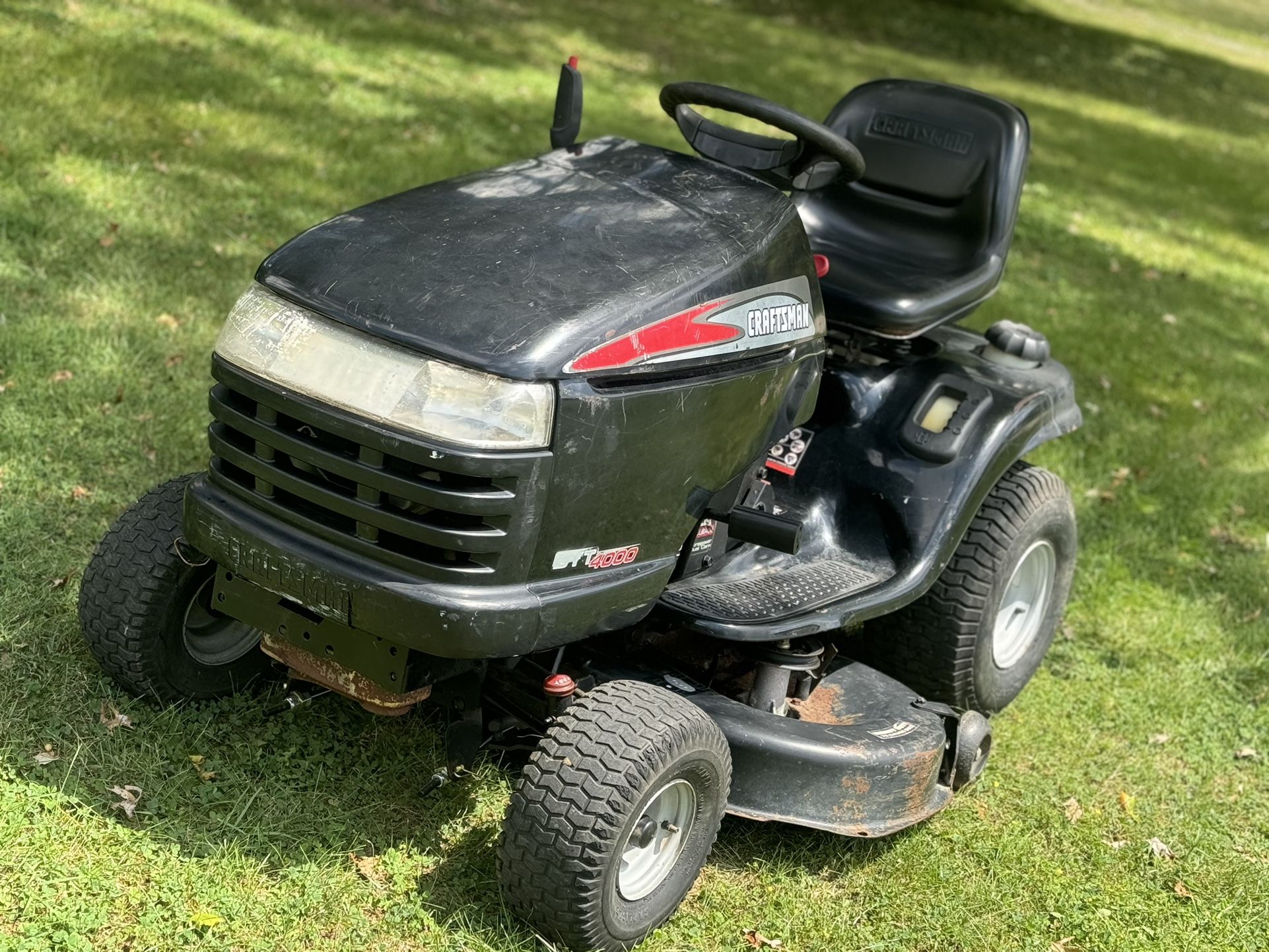 Craftsman DYT 4000 Riding Mower 42 Inch Cut