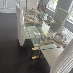 Brand New Dining Room Table With Chairs 