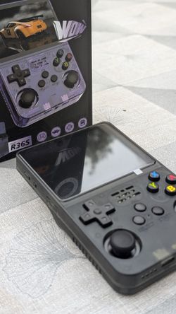 R36S game console